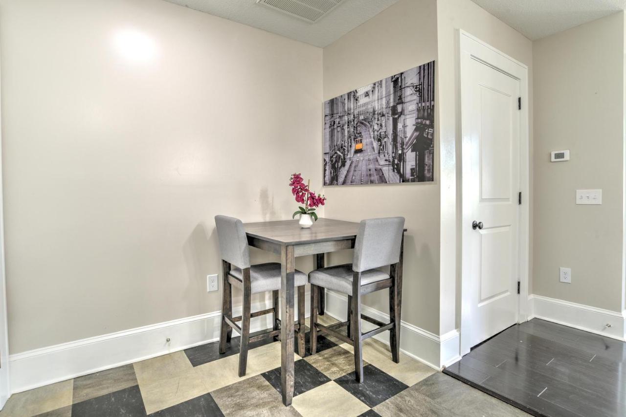Historic King Unit 9 Holiday home Asheville